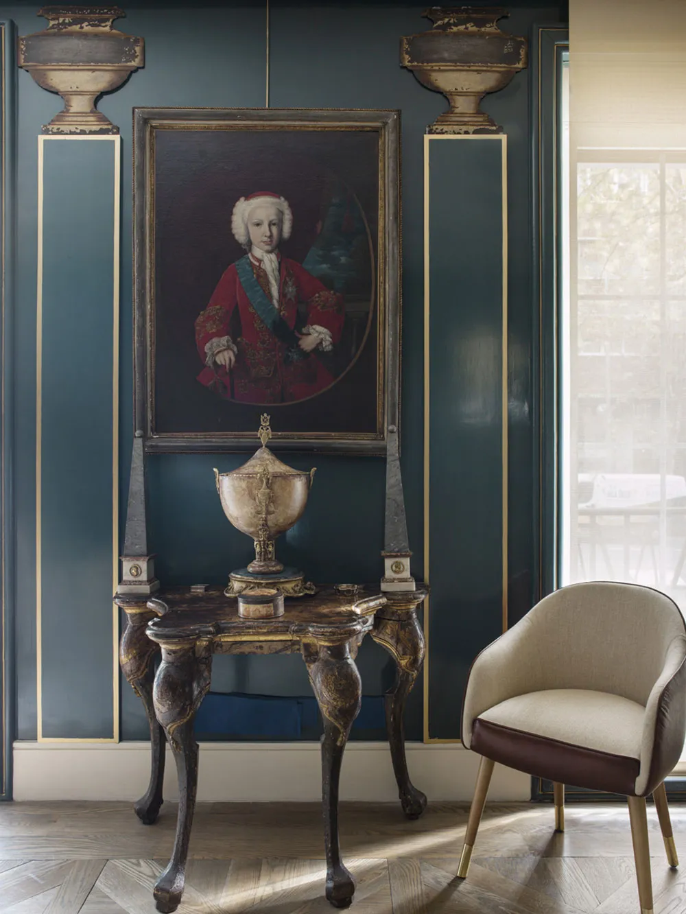 Beautiful Spanish Classic Style by Lucia Gomez-Acebo - Gallery image 21