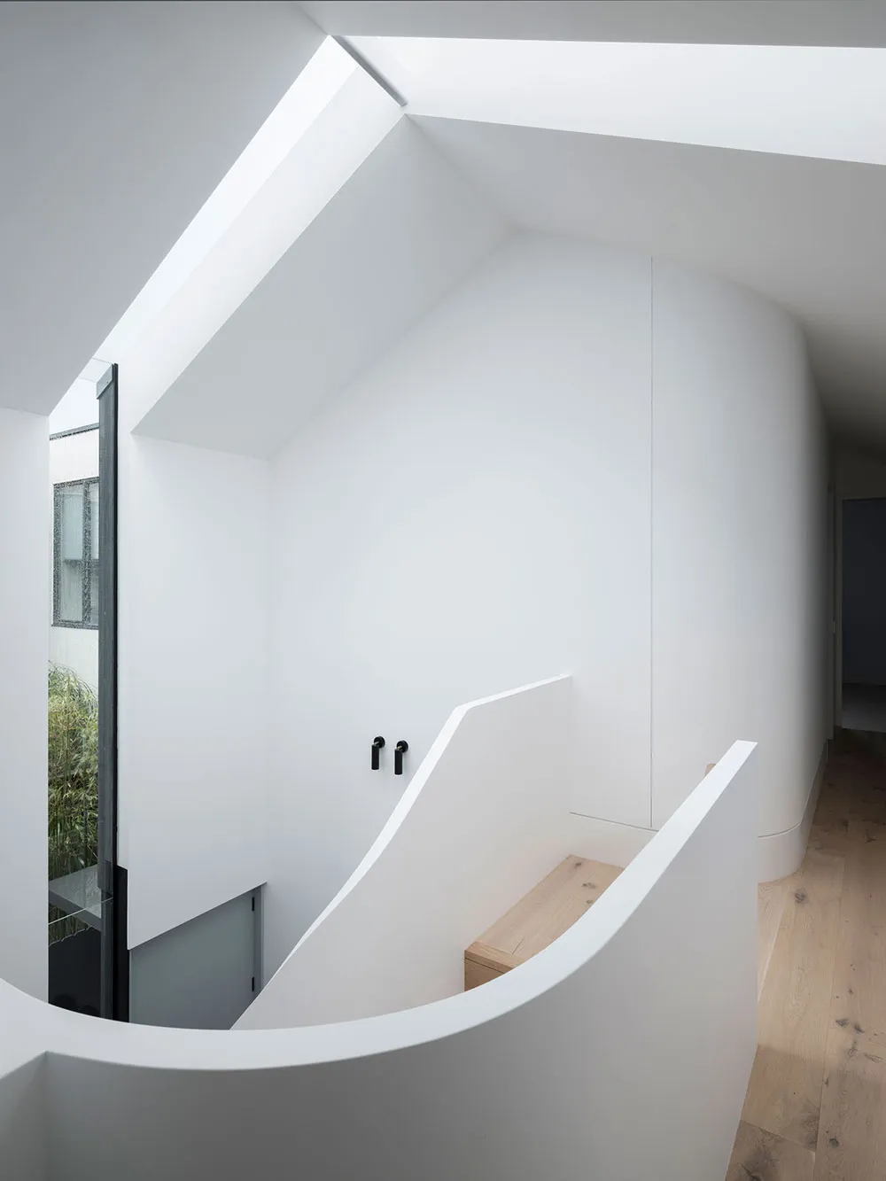 Diseño moderno luminoso con fuertes contrastes en Sídney - Gallery image 13