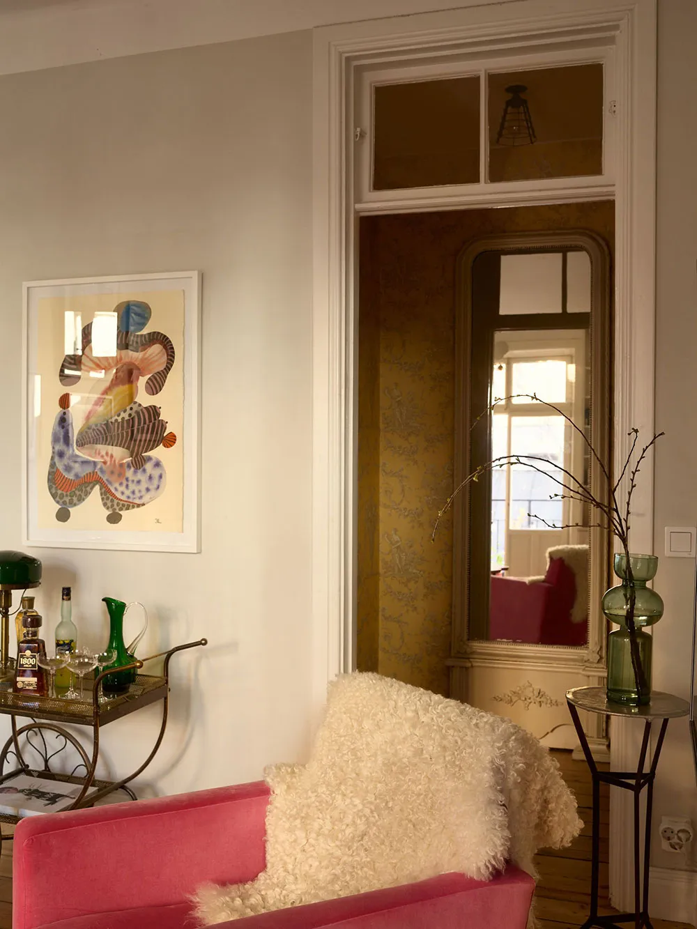 फरी सोफा एवं आरामदायक सजावट: स्टॉकहोम में स्थित एक हृदयस्पर्शी अपार्टमेंट (43 वर्ग मीटर) - Gallery image 14