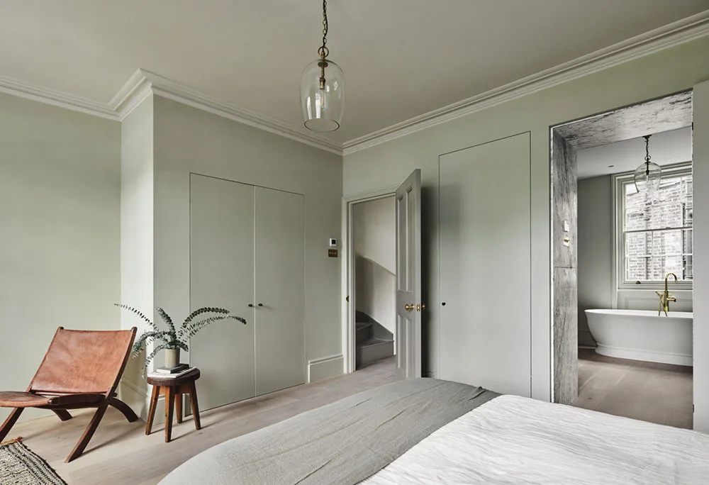 Sérénité et noblesse des intérieurs modernes d'un townhouse historique à Londres - Gallery image 15