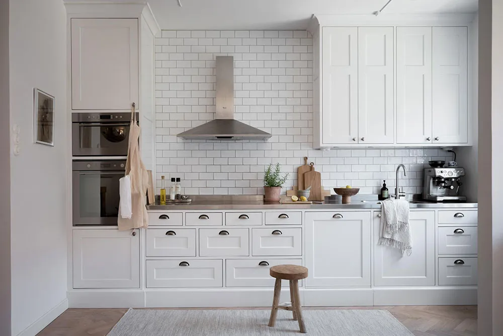 Przyjazny skandynawski interior trzykomnatnego mieszkania (75 m²) - Gallery image 6