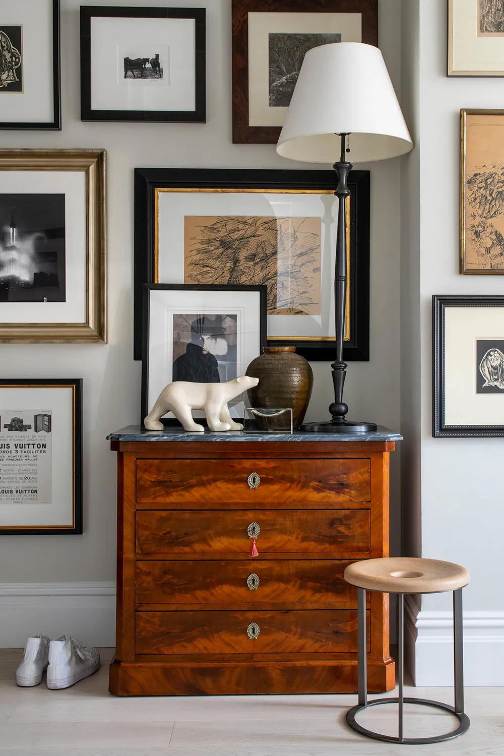 Style moderne en noir et blanc à New York avec des détails classiques - Gallery image 2