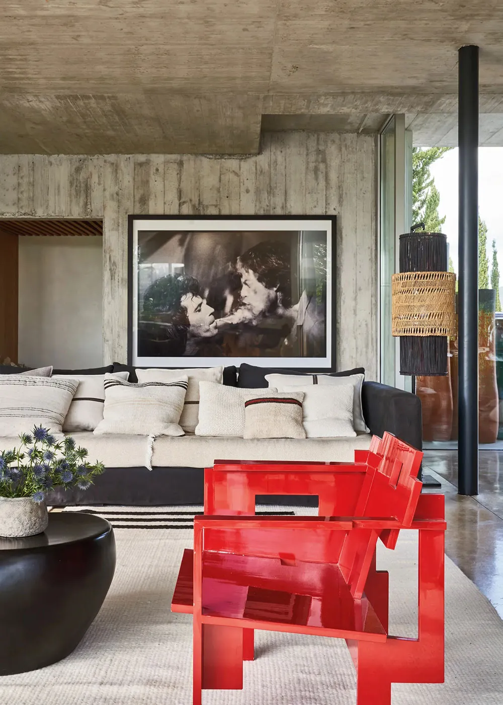 Piękno przemysłowych detali w designie nowoczesnej wille na Ibice - Gallery image 2