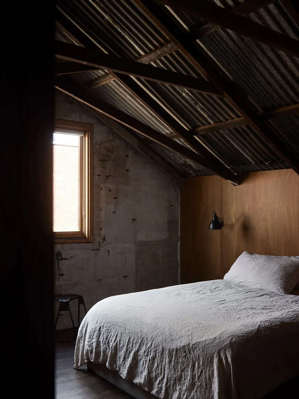 Un hermoso almacén de ladrillo se convirtió en un estilo hogar para una pareja de ancianos en Sídney - Gallery image 10