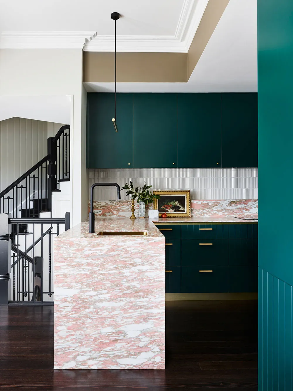 Vibrant and Dynamic Interiors from Lynne Bradley Interiors Portfolio - Gallery image 27