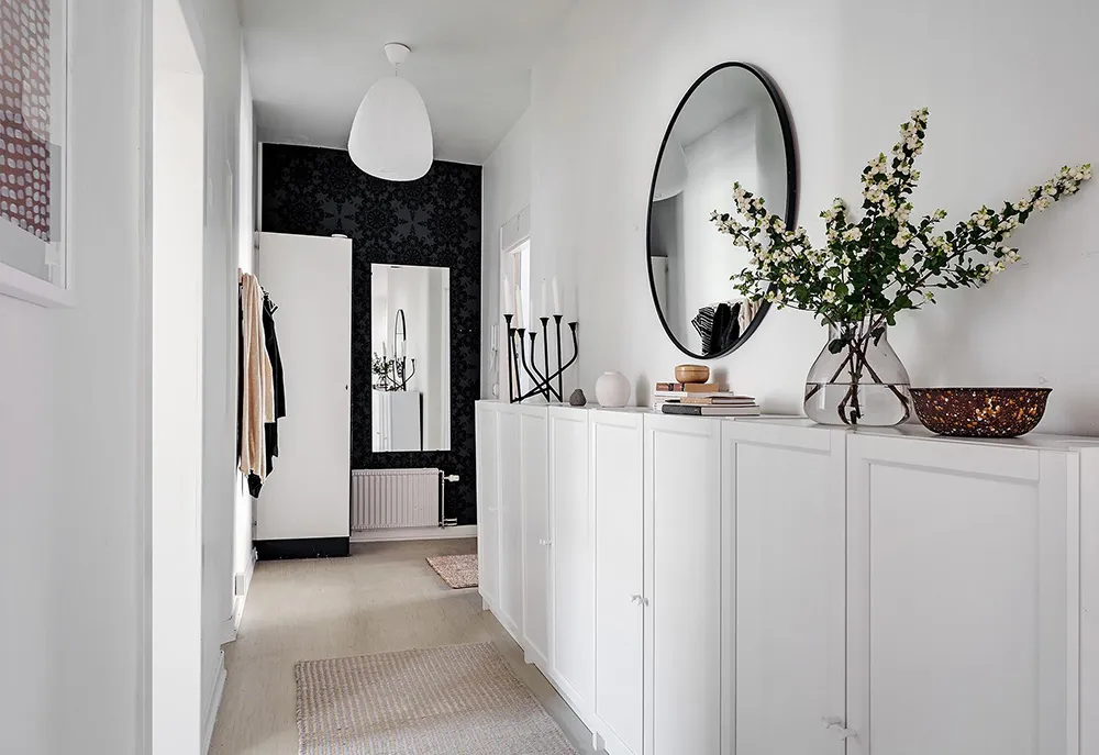 Уютный черно-белый интерьер шведской квартиры - Gallery image 26