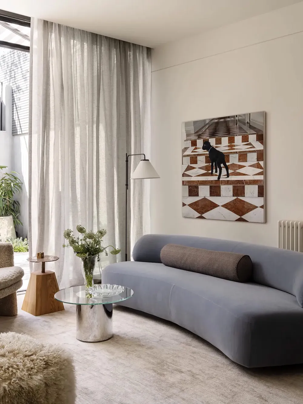 Спокойный современный интерьер в Мельбурне с пастельными вставками и искусством - Gallery image 7