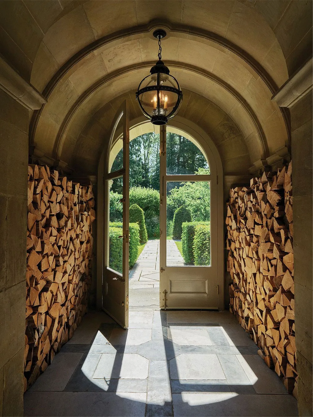 Une vie raffinée dans un manoir impressionnant du XVIIe siècle en Angleterre - Gallery image 3