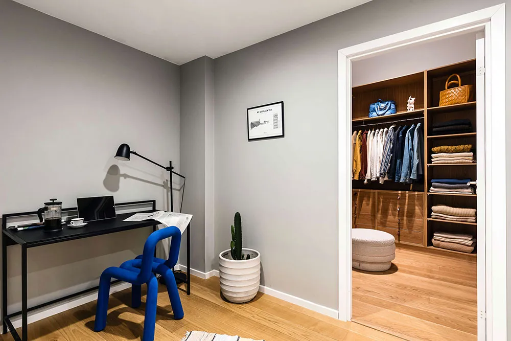 Jasny loft w Stokholmie z niezwykle wysokimi sufitami i patio - Gallery image 21