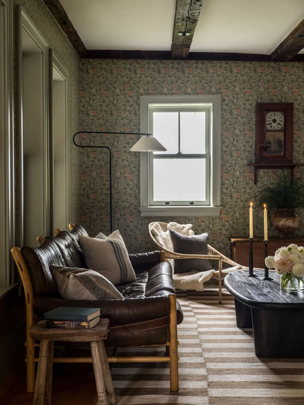 Американський дачний будинок із традиційними та сучасними елементами декору - Gallery image 3