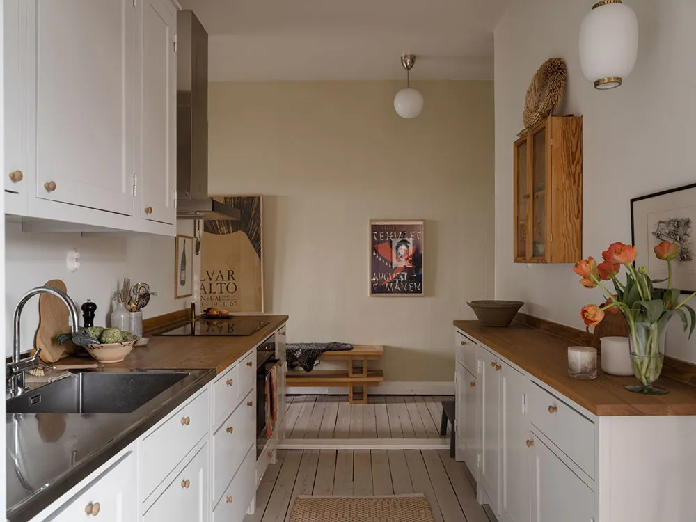 गर्म लिविंग रूम एवं शीतल बेडरूम: गोथेनबर्ग में स्थित एक आरामदायक अपार्टमेंट (66 वर्ग मीटर) - Gallery image 18