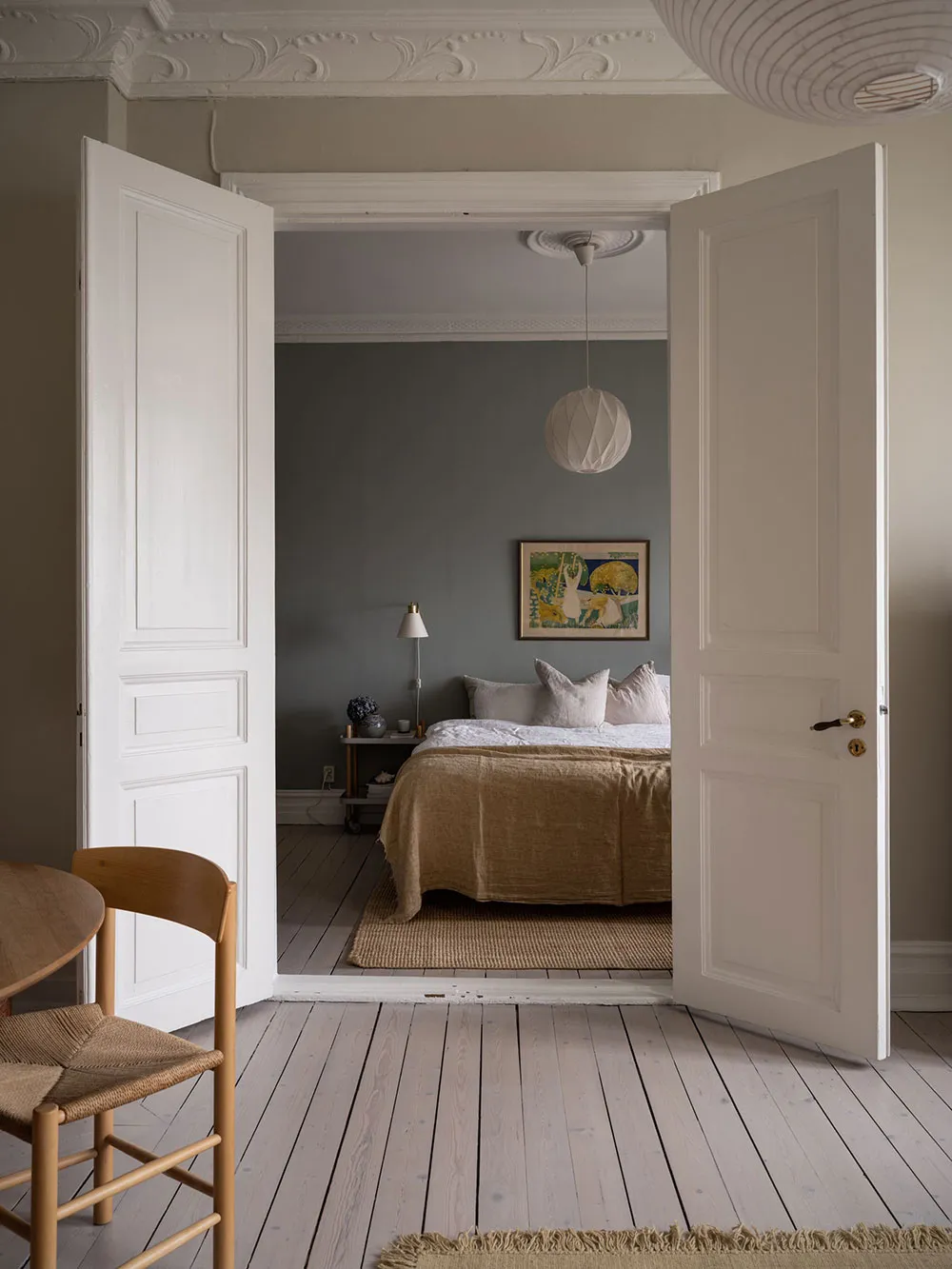 गर्म लिविंग रूम एवं शीतल बेडरूम: गोथेनबर्ग में स्थित एक आरामदायक अपार्टमेंट (66 वर्ग मीटर) - Gallery image 9