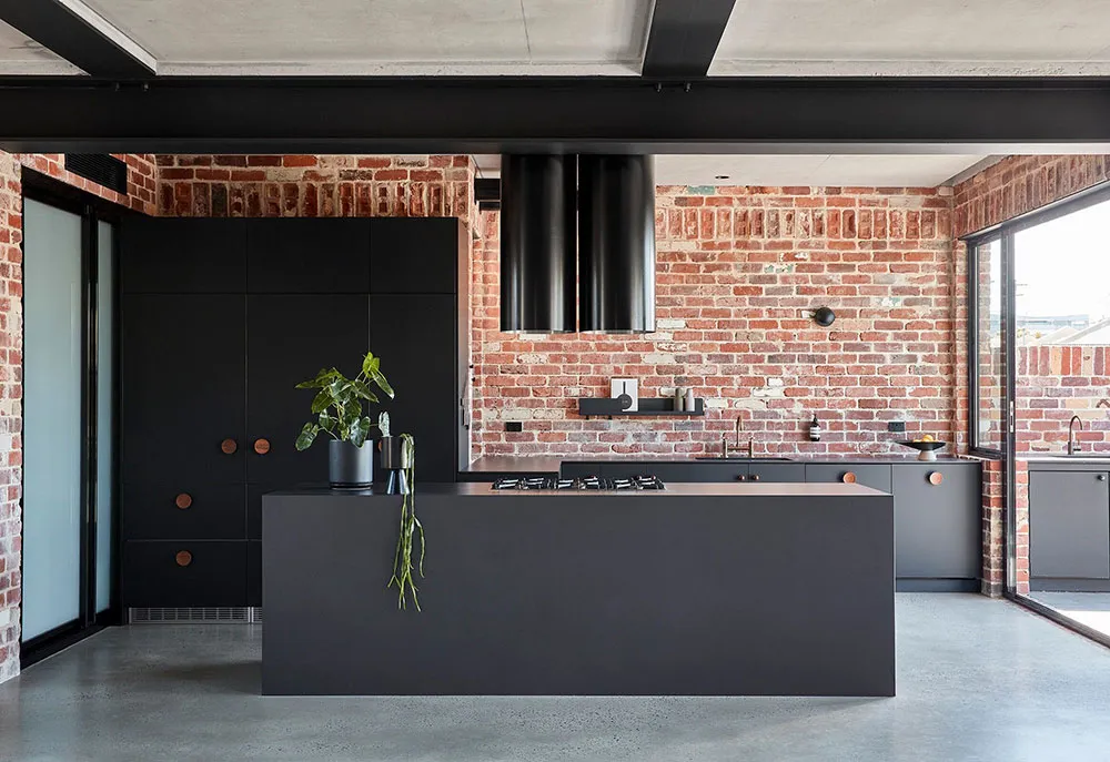 Beauté du briques rouges et design élégant : maison dans le style industriel à Perth (Australie) - Gallery image 5
