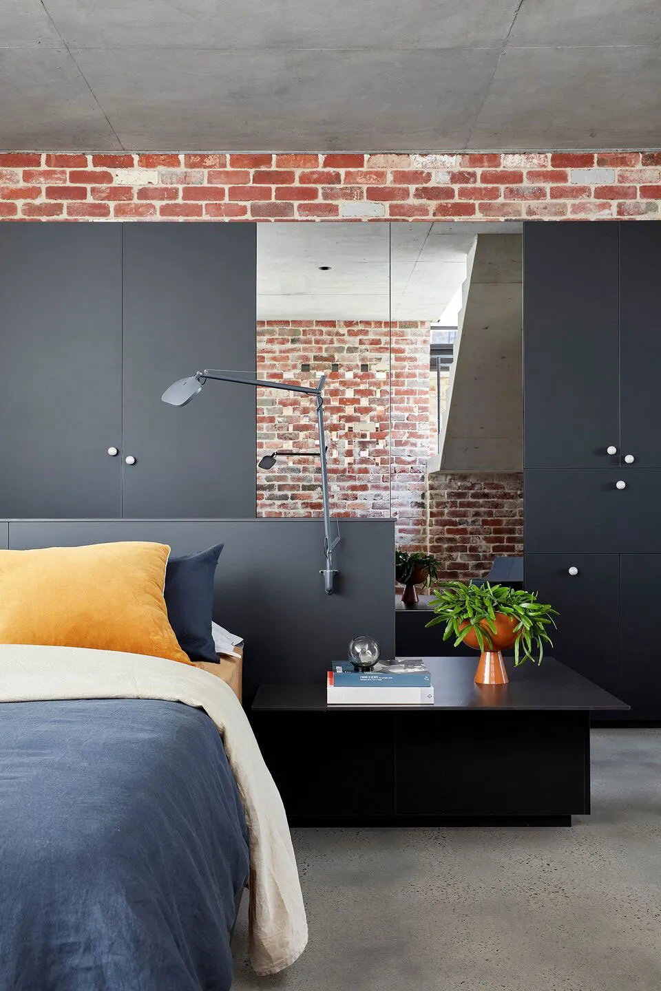 Beauté du briques rouges et design élégant : maison dans le style industriel à Perth (Australie) - Gallery image 10