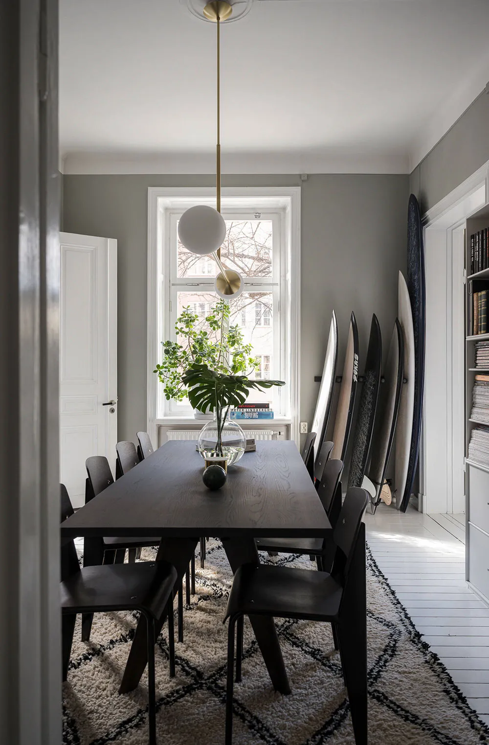 Sala oliva y tablas de surf: apartamento espacioso en Estocolmo - Gallery image 18