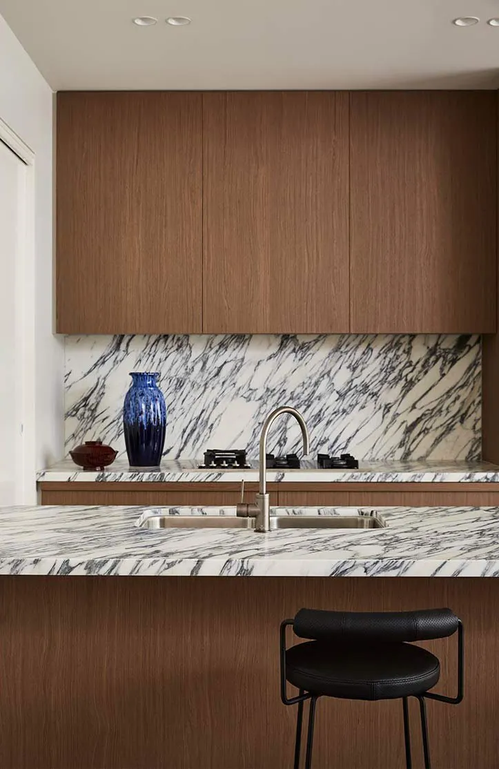 Нотки ретро-гламура и современный дизайн: обновлённый дом 1940 года в Мельбурне - Gallery image 6