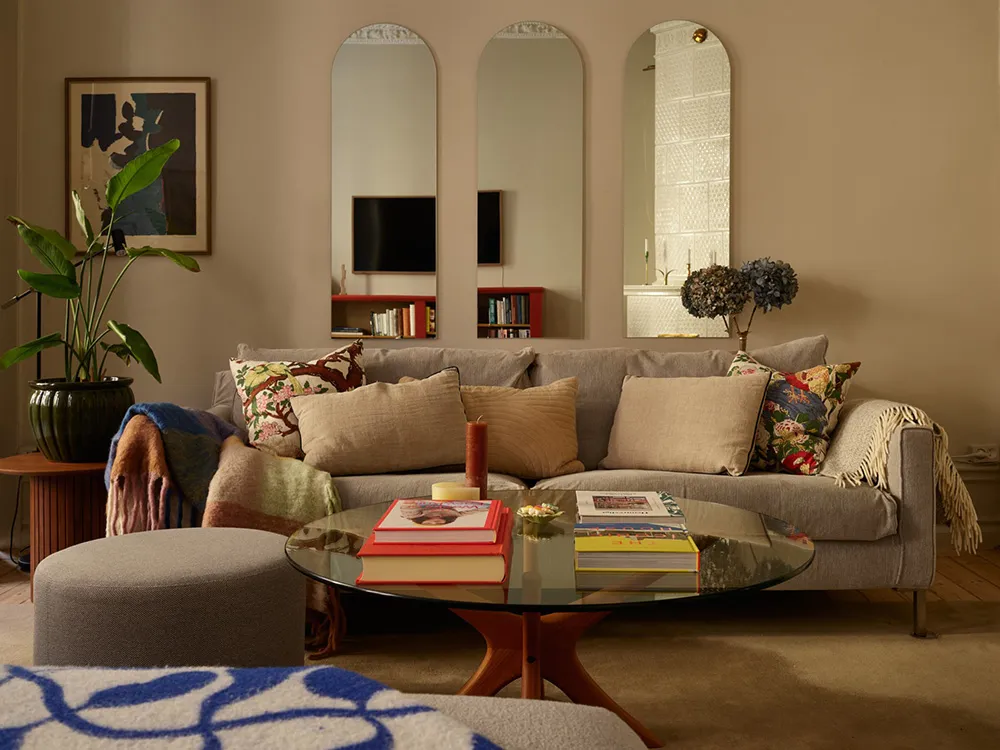 温かみのある砂色の調子と興味深いディテール:ストックホルムにあるアパートメント - Gallery image 10