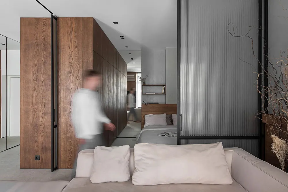 Minimalistische Wohnung in Kiew mit Schlafzimmer hinter Glas (46 qm) - Gallery image 8