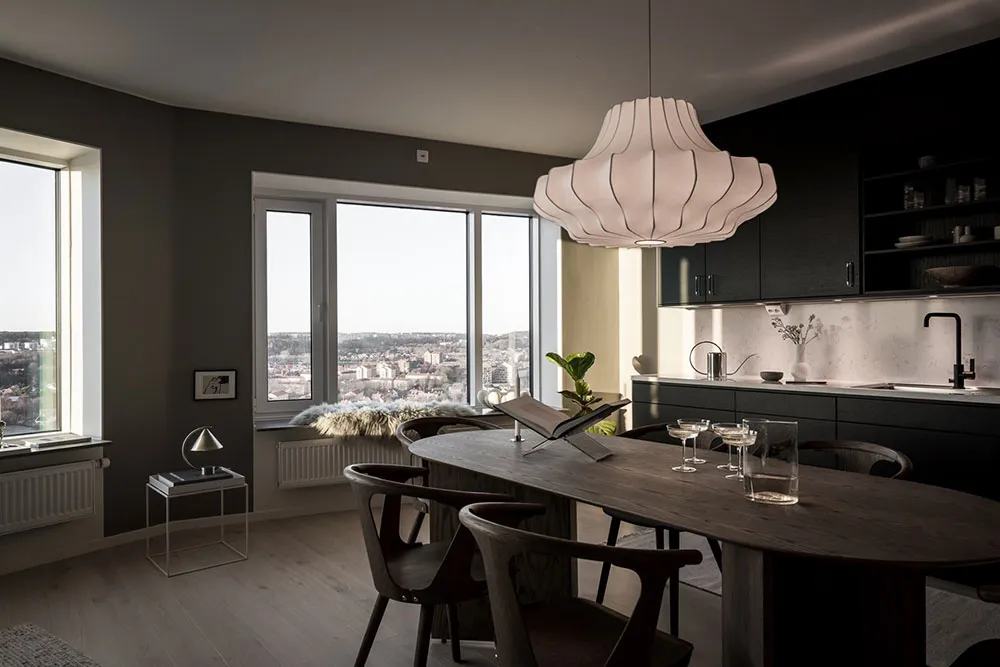 Nowoczesny skandynawski interior w odcieniach szarości w wysokim budynku w Gotenburze - Gallery image 11