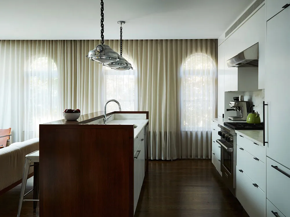 Urocze wnętrza wyjątkowego domu historycznego w Brooklynie - Gallery image 6