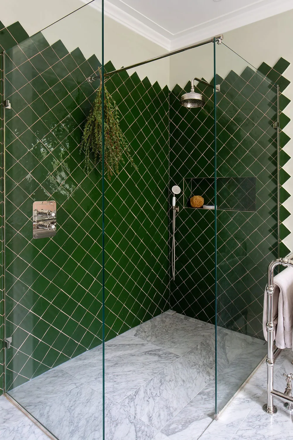 Farbige Kontraste in Interiors eines schönen georgianischen Hauses in London - Gallery image 9