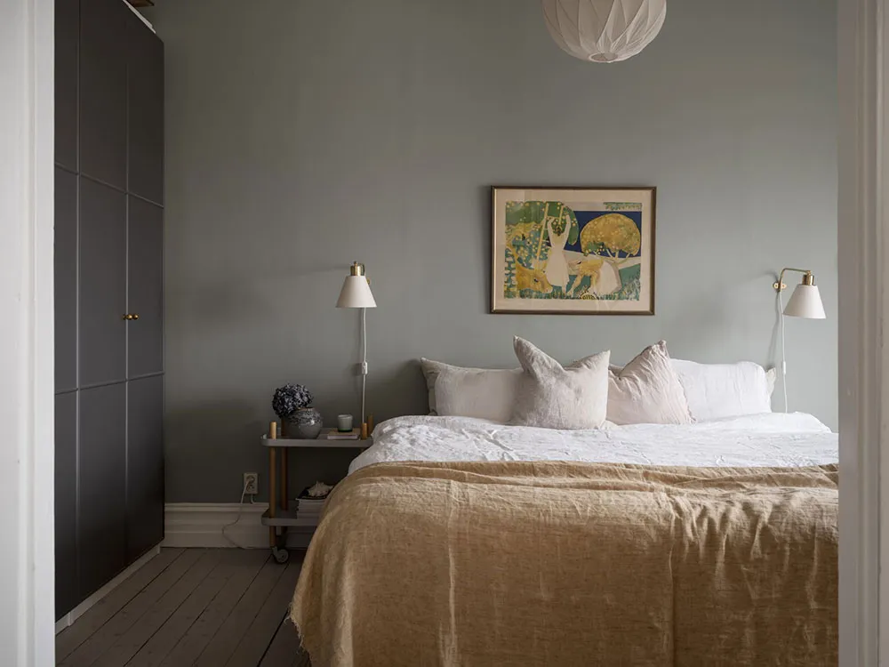 गर्म लिविंग रूम एवं शीतल बेडरूम: गोथेनबर्ग में स्थित एक आरामदायक अपार्टमेंट (66 वर्ग मीटर) - Gallery image 10