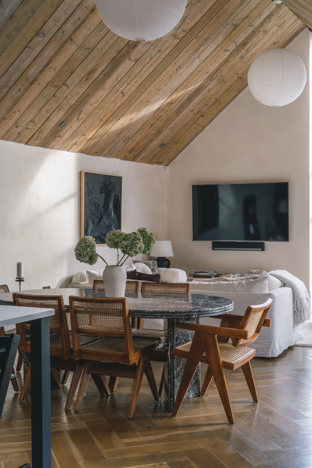 Zwei Welten in einem Haus im Grafschaft Kent, England - Gallery image 1