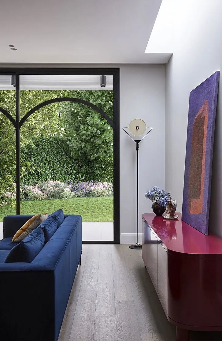 Нотки ретро-гламура и современный дизайн: обновлённый дом 1940 года в Мельбурне - Gallery image 3