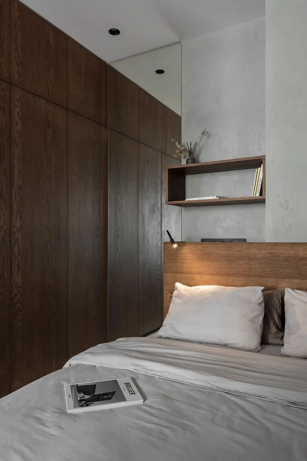 Minimalistische Wohnung in Kiew mit Schlafzimmer hinter Glas (46 qm) - Gallery image 10