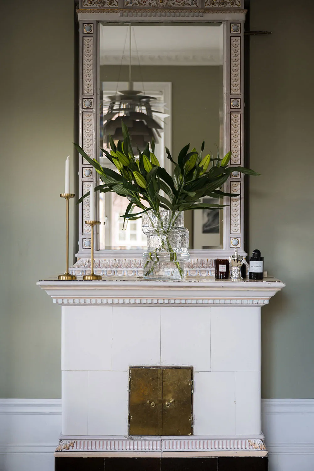 Sala oliva y tablas de surf: apartamento espacioso en Estocolmo - Gallery image 4