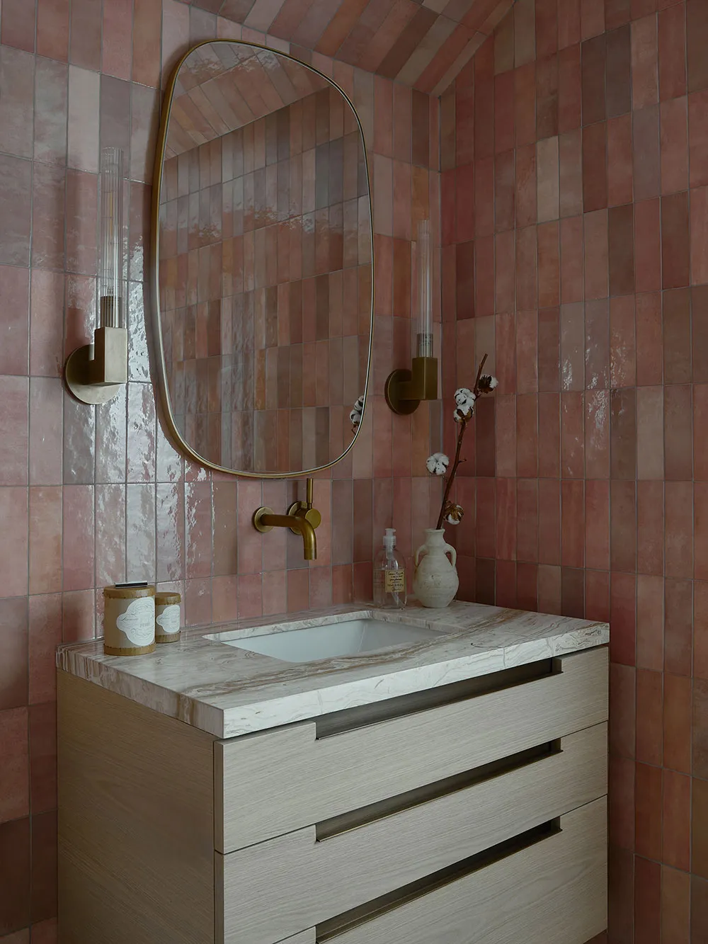 Спокойный и элегантный интерьер в землистых тонах в Канаде - Gallery image 12