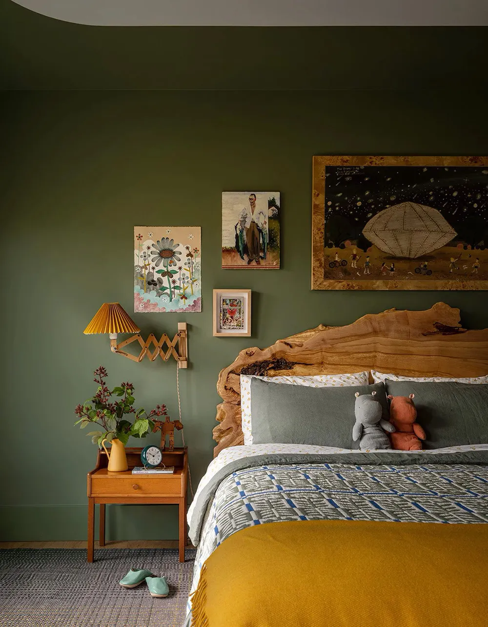 Красивые принты и краски в дизайне деревянного дома у озера - Gallery image 17