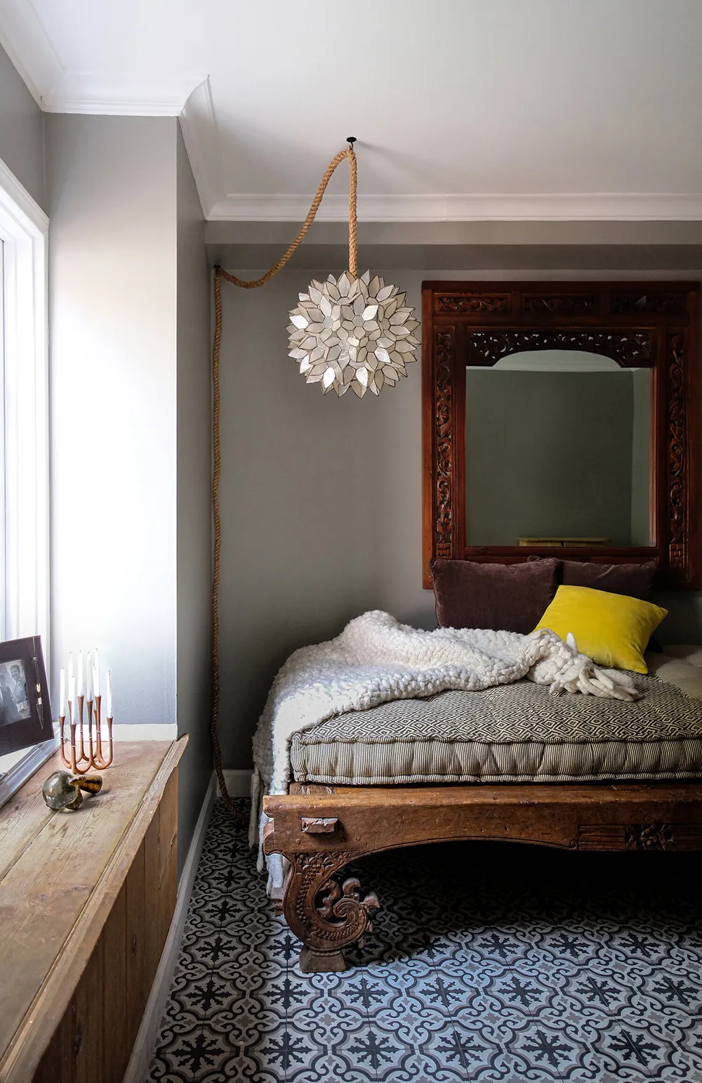 Eastern Motifs and Music: A Historic House in California - Gallery image 4