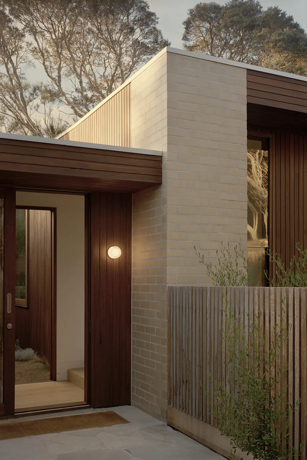 Uroczy i nowoczesny интерьер w Australii wдоśnięty o japońskim stylu - Gallery image 12