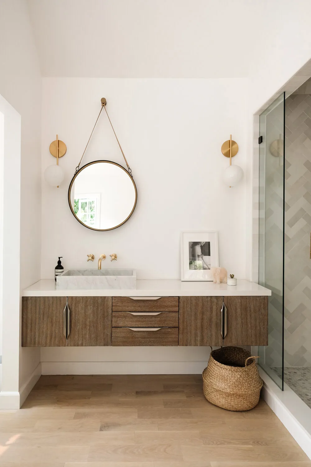 Eastern Motifs and Music: A Historic House in California - Gallery image 9