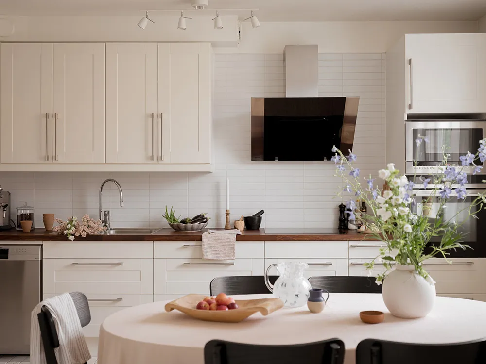 Мягкий интерьер с обоями в Швеции (90 кв. м) - Gallery image 11