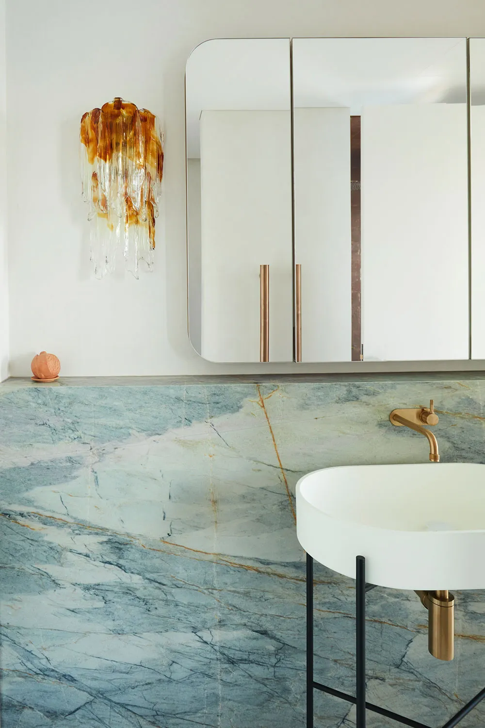 Casa moderna y luminosa en acantilado frente al océano en Sídney - Gallery image 33