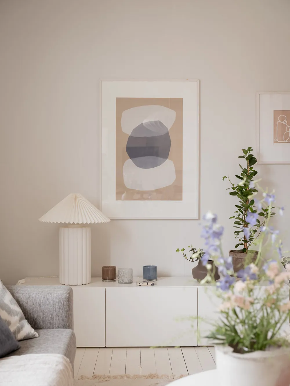 Мягкий интерьер с обоями в Швеции (90 кв. м) - Gallery image 2