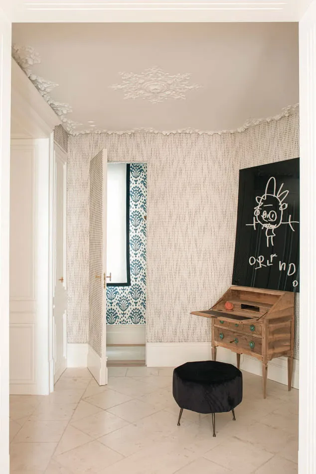 Piękna lepina i ciepłe atmosfery: estetyczny apartament w Madrycie - Gallery image 16