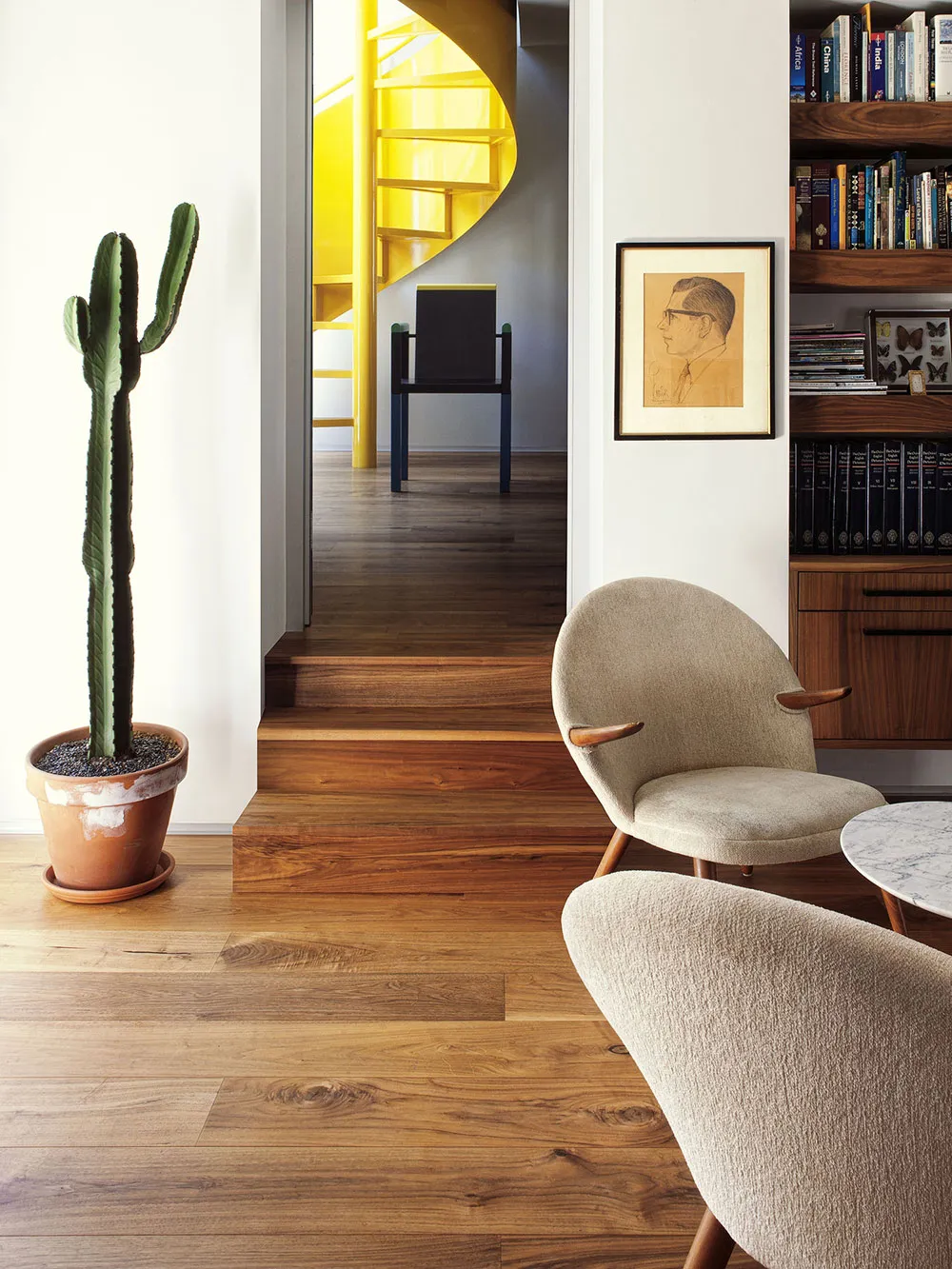 Maison de Los Angeles aux riches motifs et grande bibliothèque - Gallery image 9