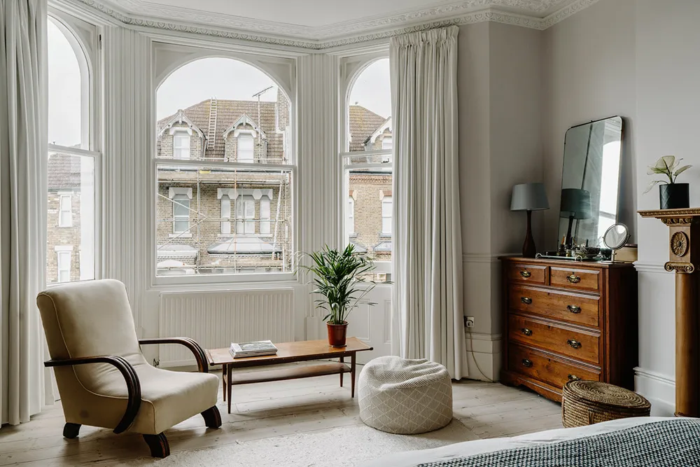 शास्त्रीय स्थापत्य की सुंदरता: इंग्लैंड में 19वीं शताब्दी का घर - Gallery image 12