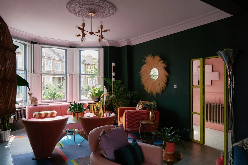 Exceso de colores atrevidos en el diseño de una casa victoriana en Londres - Gallery image 6