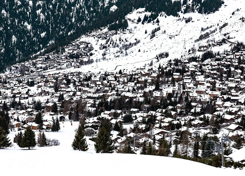 Modernes Design für alpine Chalets: Experimental Chalet in der Schweiz - Gallery image 27