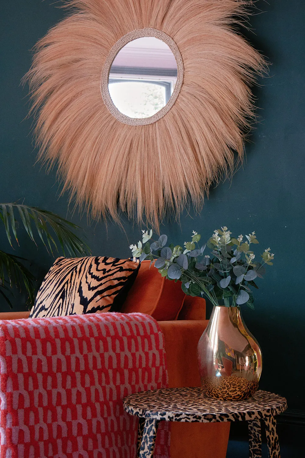 Exceso de colores atrevidos en el diseño de una casa victoriana en Londres - Gallery image 5