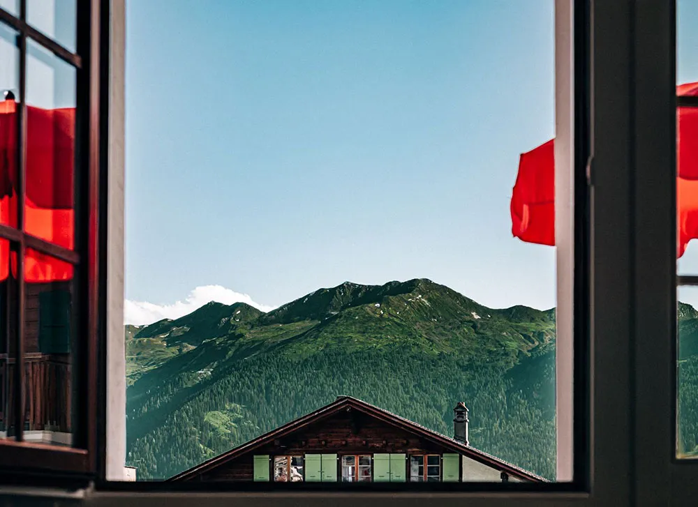 Modernes Design für alpine Chalets: Experimental Chalet in der Schweiz - Gallery image 5