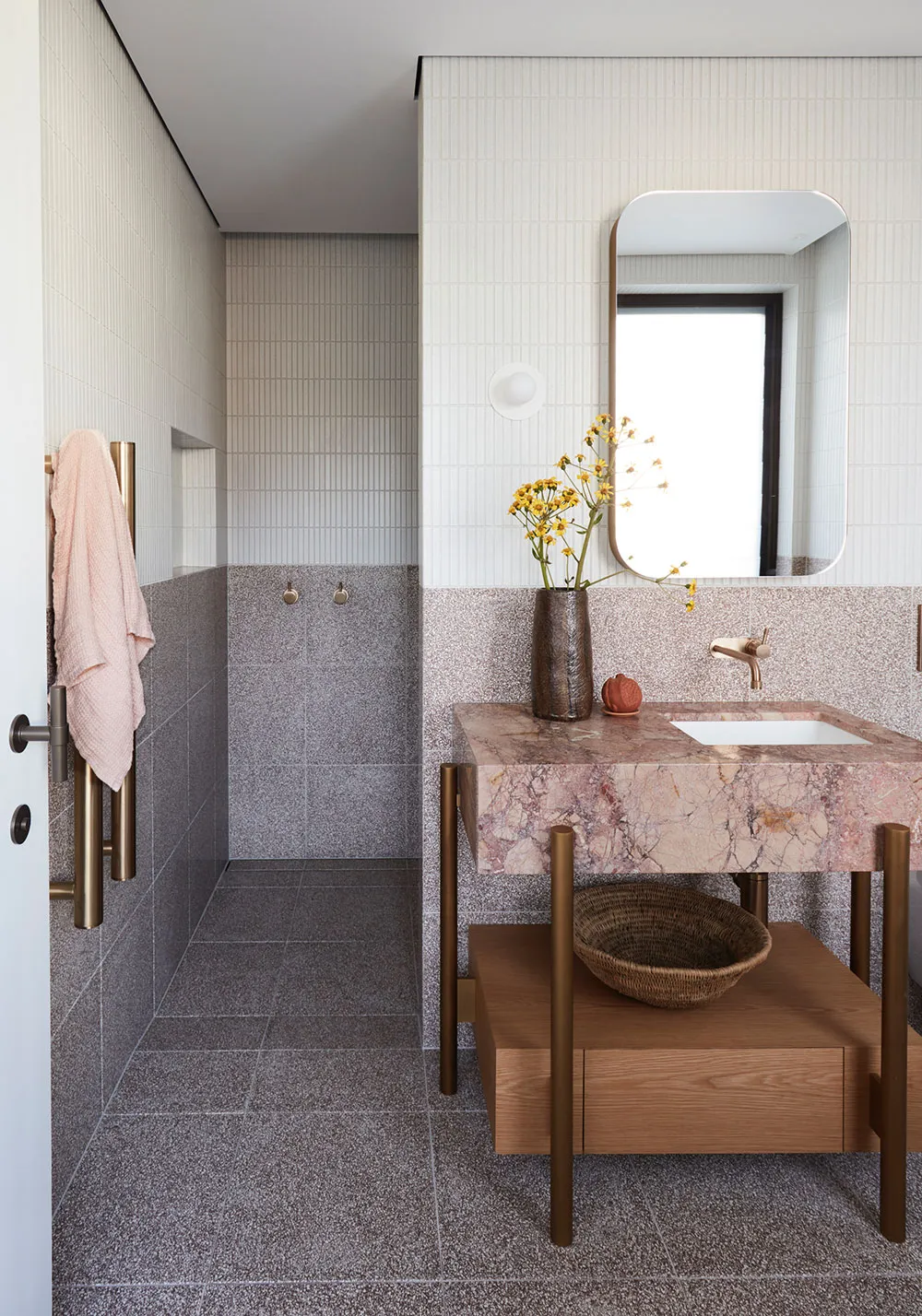 Casa moderna y luminosa en acantilado frente al océano en Sídney - Gallery image 39