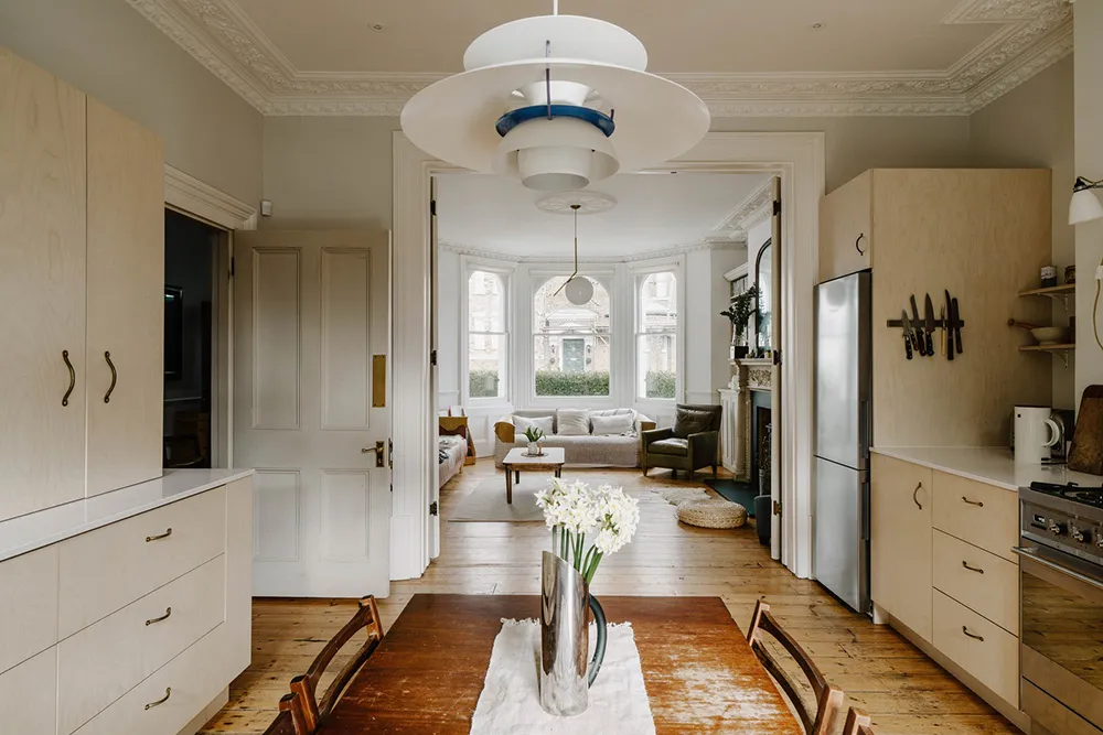 शास्त्रीय स्थापत्य की सुंदरता: इंग्लैंड में 19वीं शताब्दी का घर - Gallery image 5