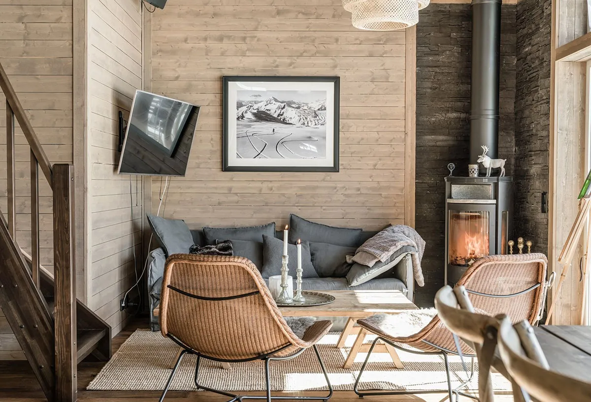 Petit chalet scandinave avec cheminée et mansarde (90 m²) - Gallery image 2