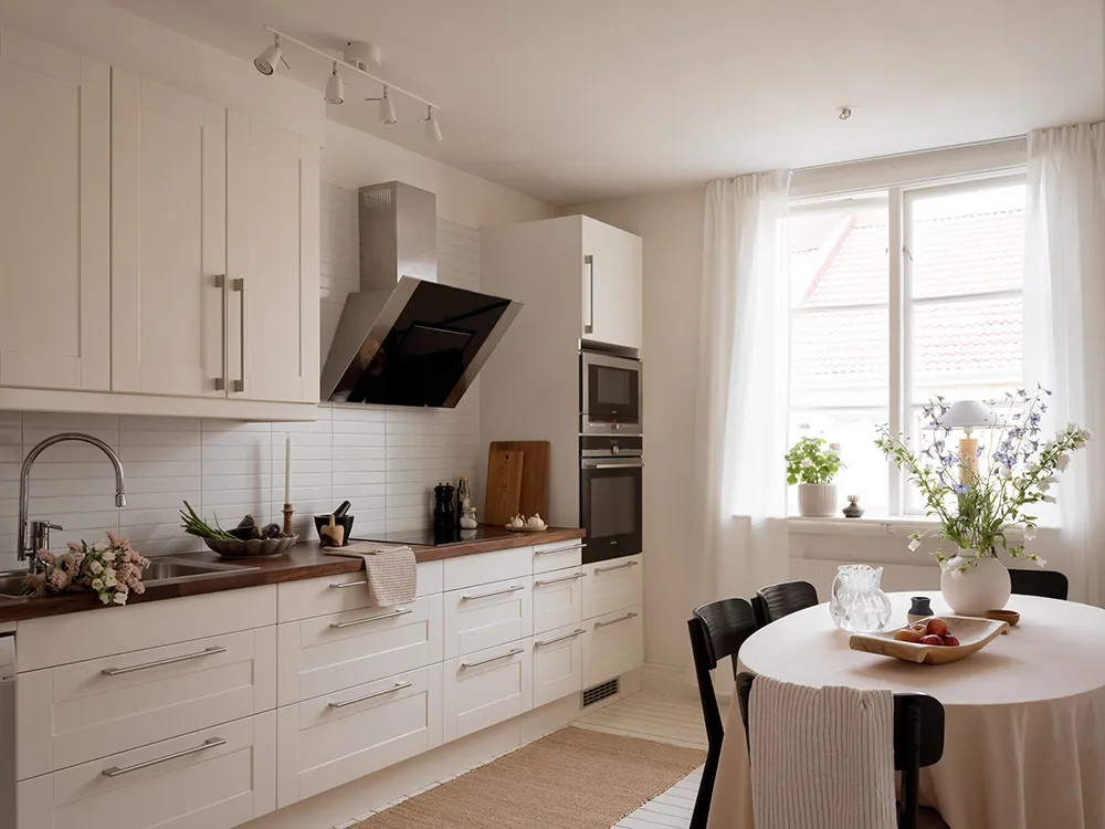 Мягкий интерьер с обоями в Швеции (90 кв. м) - Gallery image 12