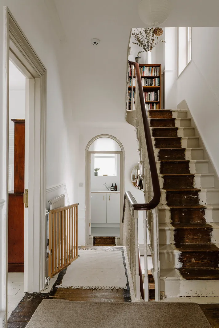 शास्त्रीय स्थापत्य की सुंदरता: इंग्लैंड में 19वीं शताब्दी का घर - Gallery image 10